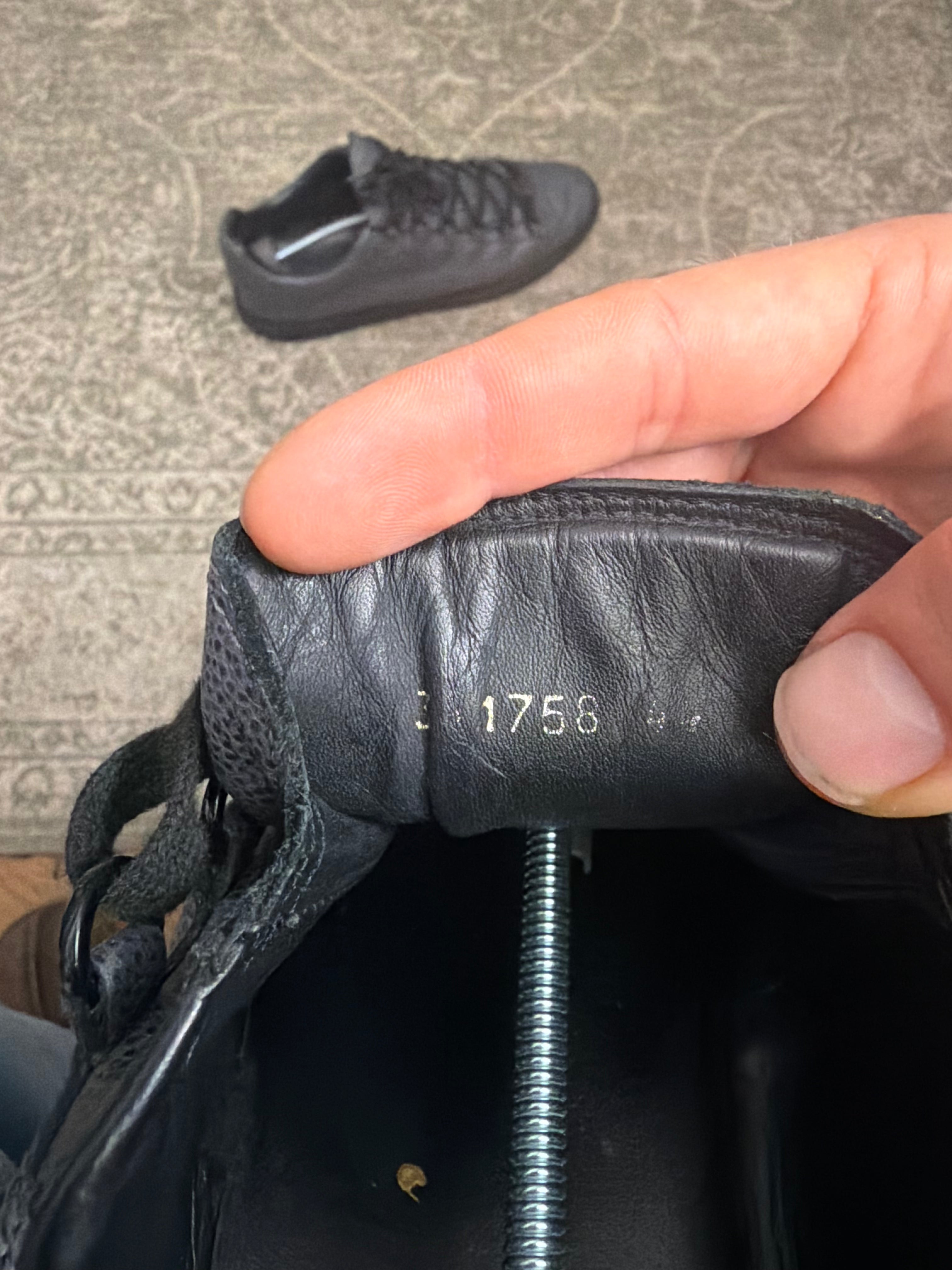 Balenciaga Arena Low Grey Black Grained Leather