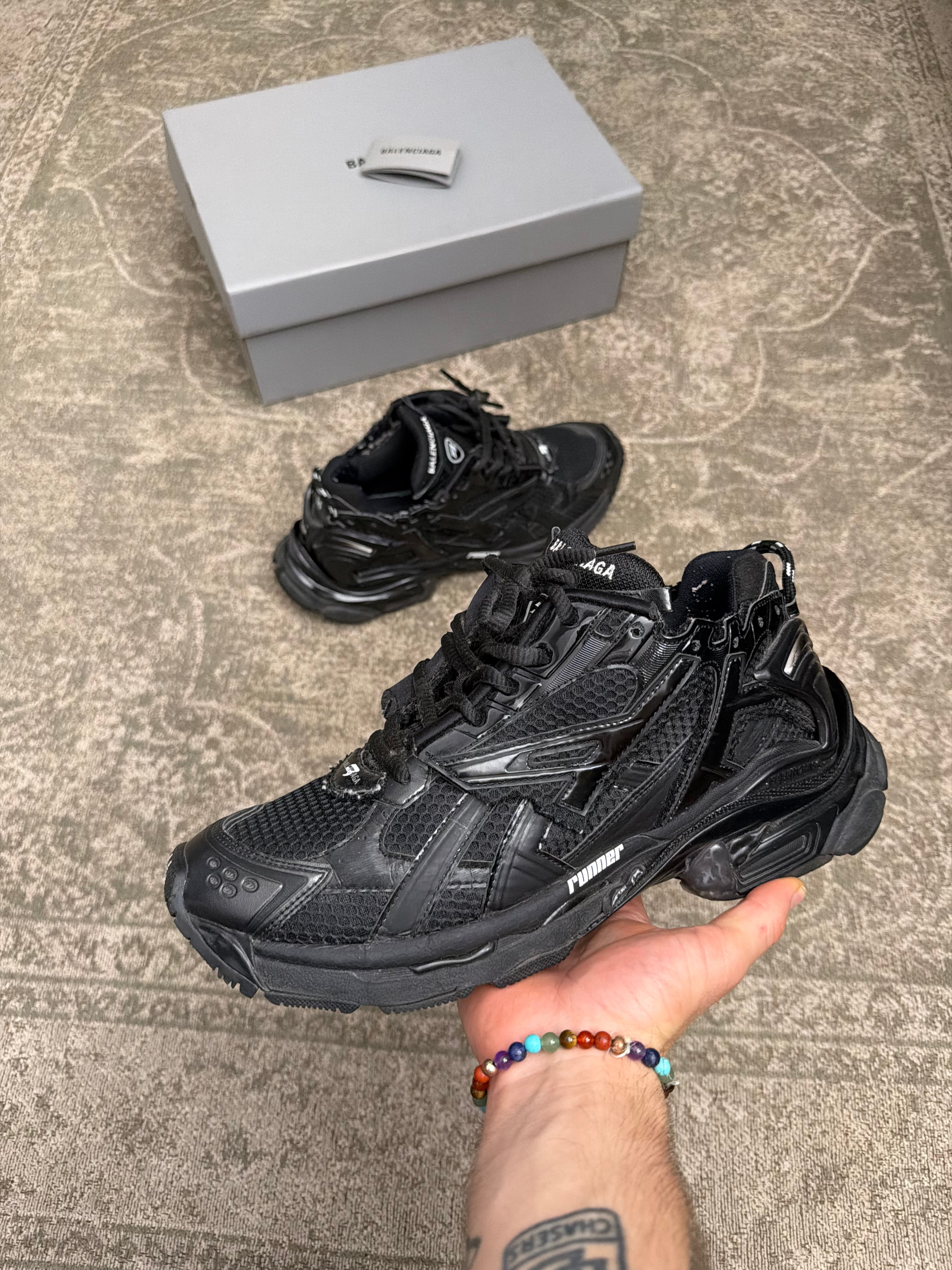 Balenciaga Runner Triple Black Black