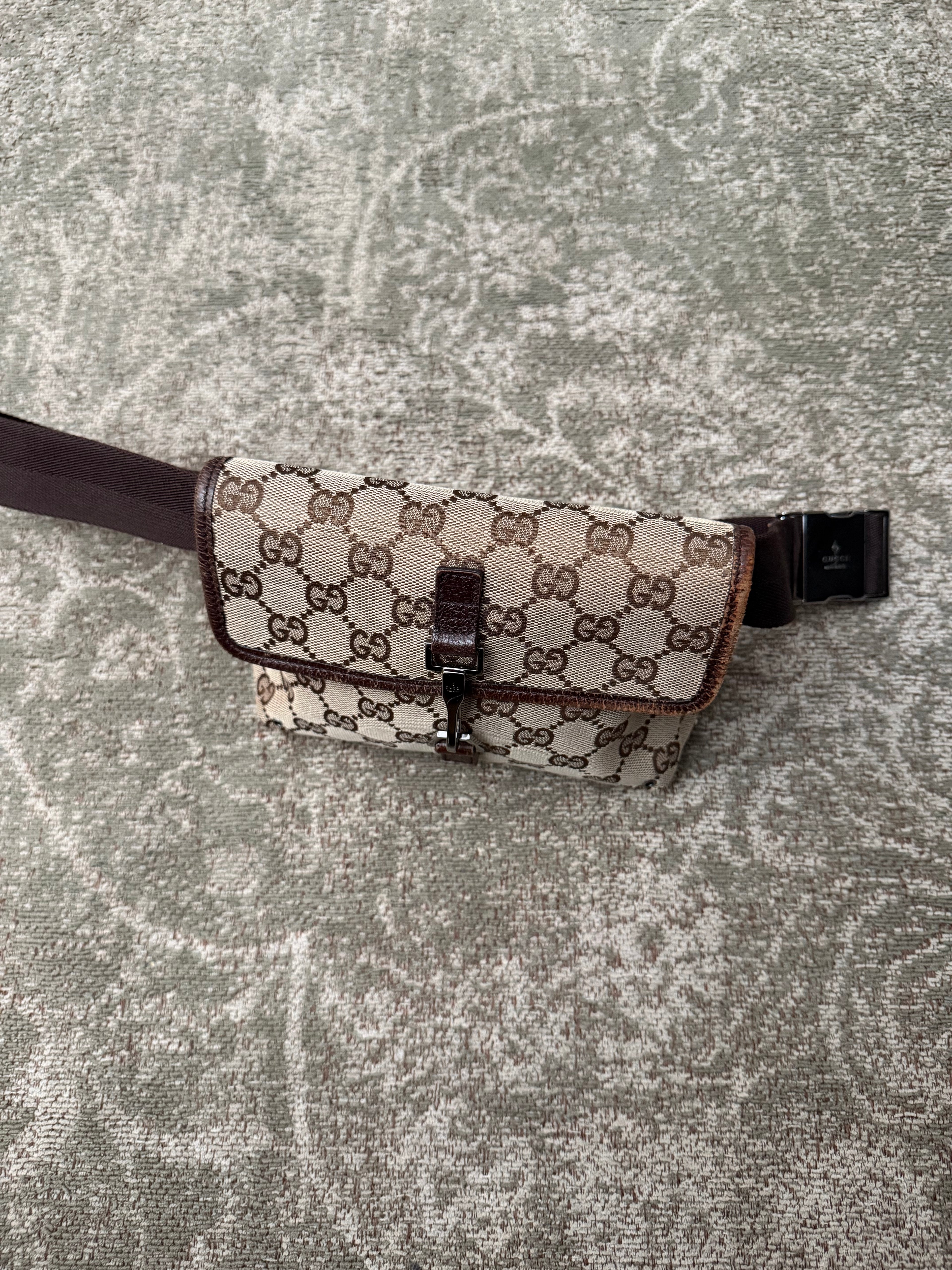 Gucci GG Canvas Jackie Belt Bag Beige