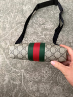 Gucci GG Supreme Shoulderbag Vertical Web Design