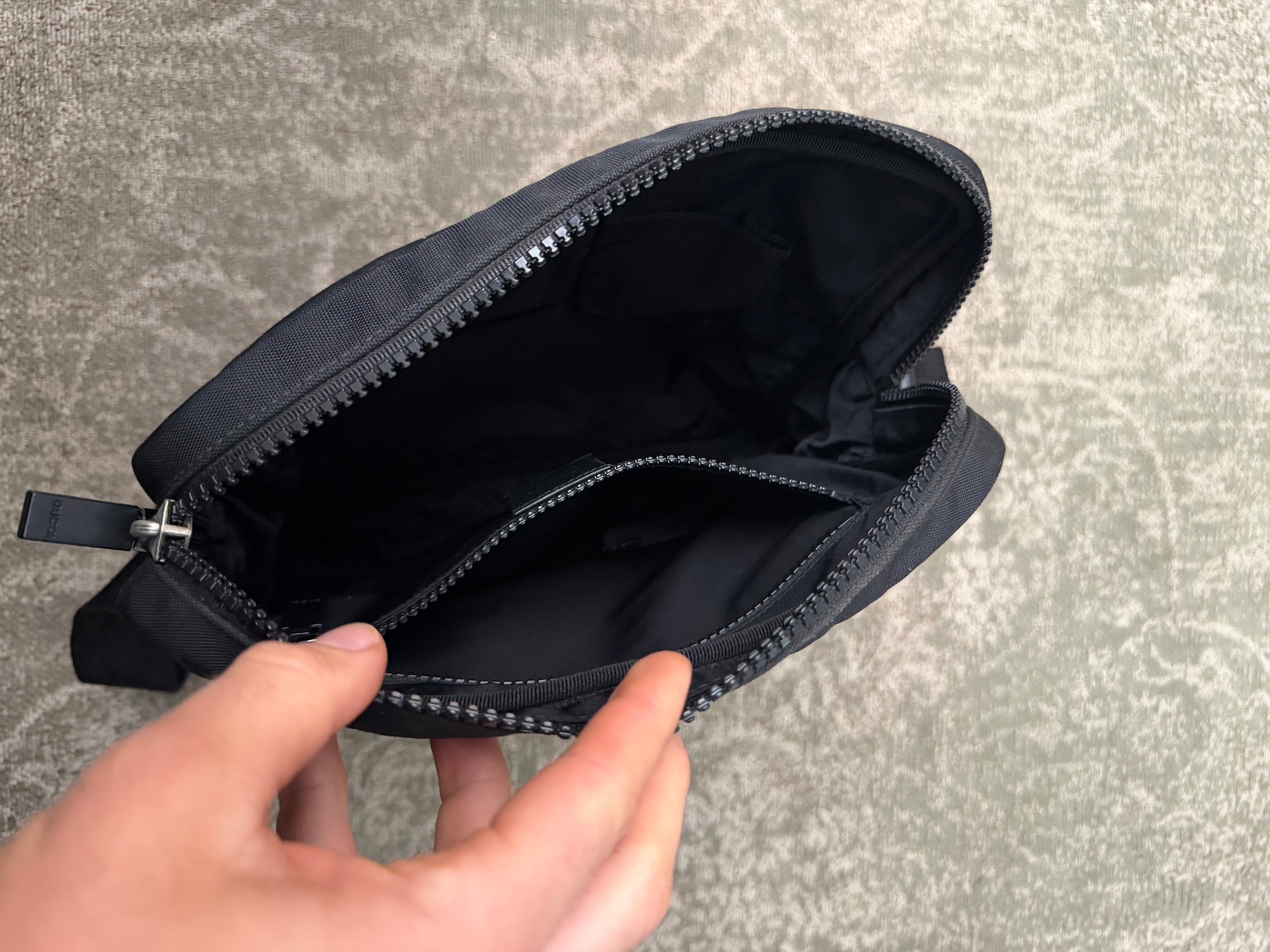 Gucci Nylon Interlocking G Web Messenger Bag Black