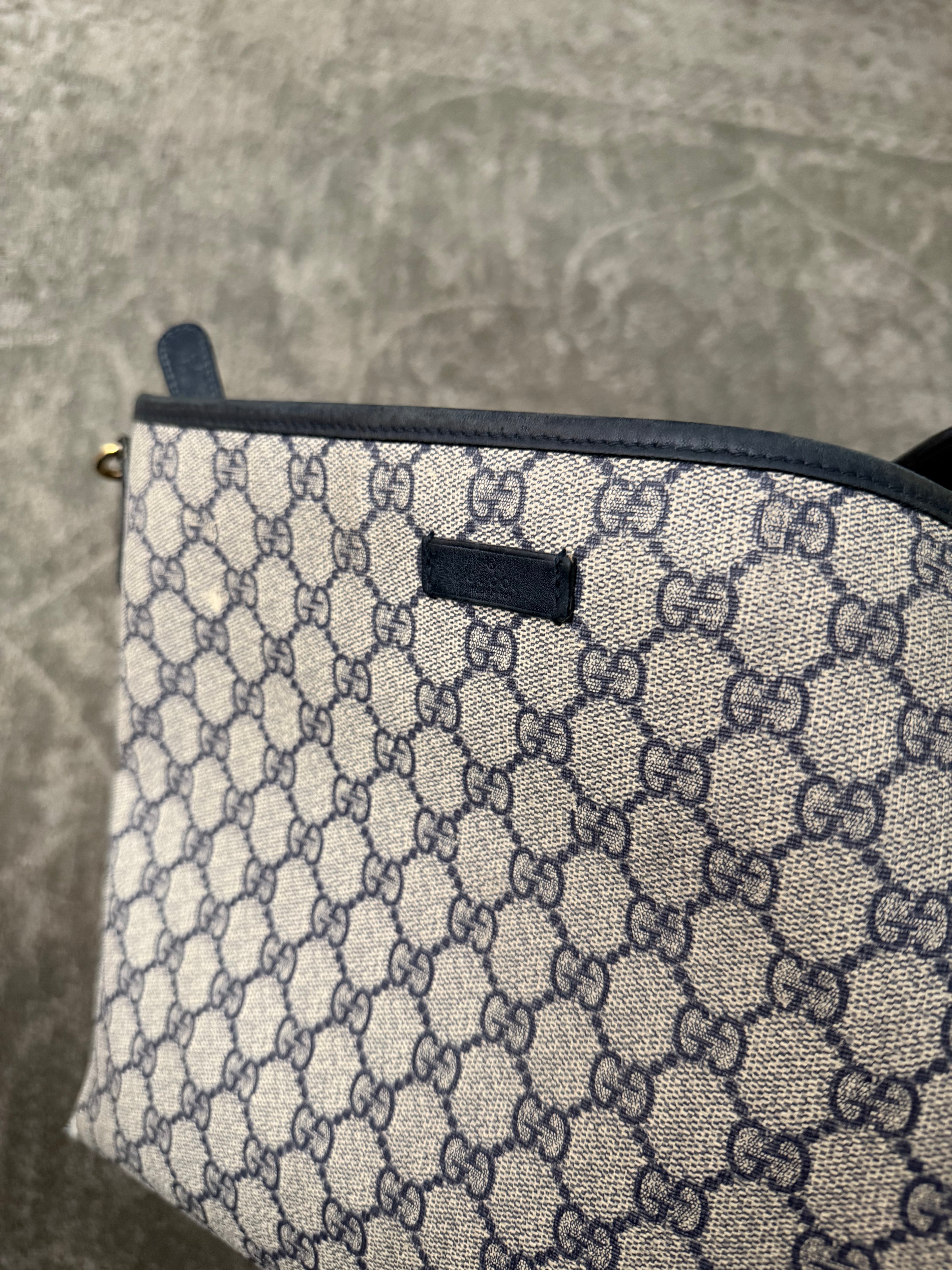 Gucci GG Supreme Zip Top Shoulderbag Beige Navy Strap