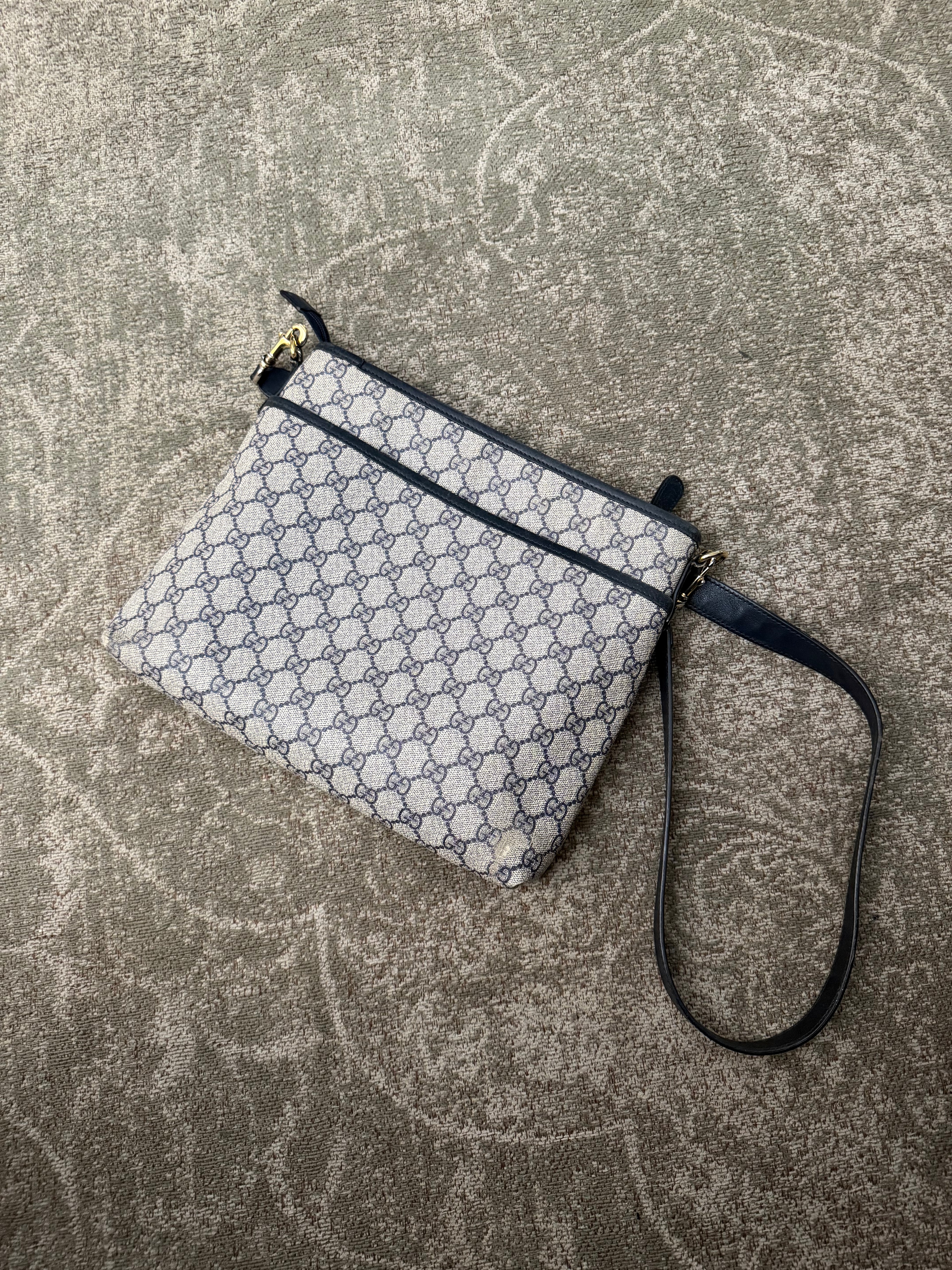 Gucci GG Supreme Zip Top Shoulderbag Beige Navy Strap