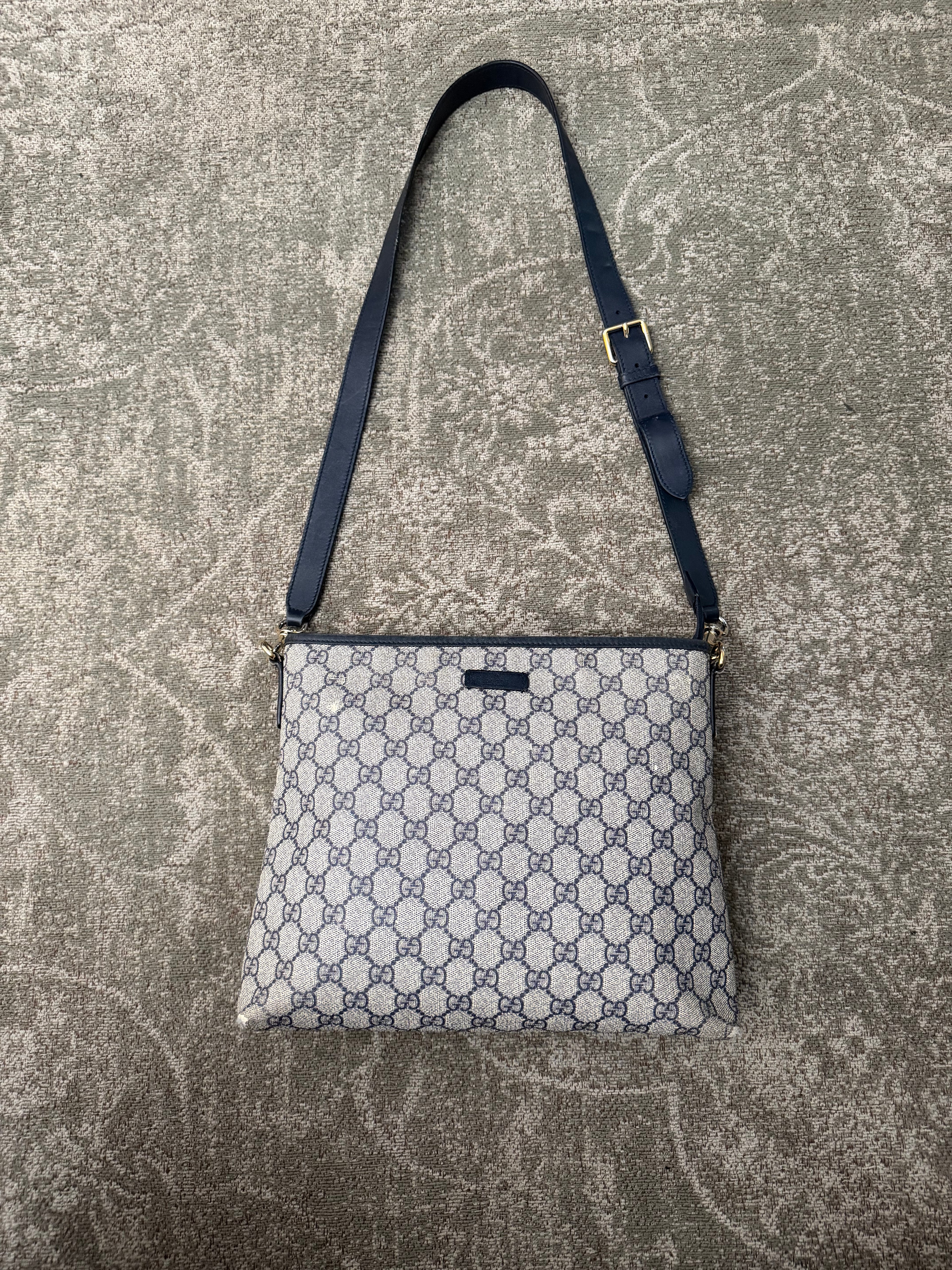 Gucci GG Supreme Zip Top Shoulderbag Beige Navy Strap