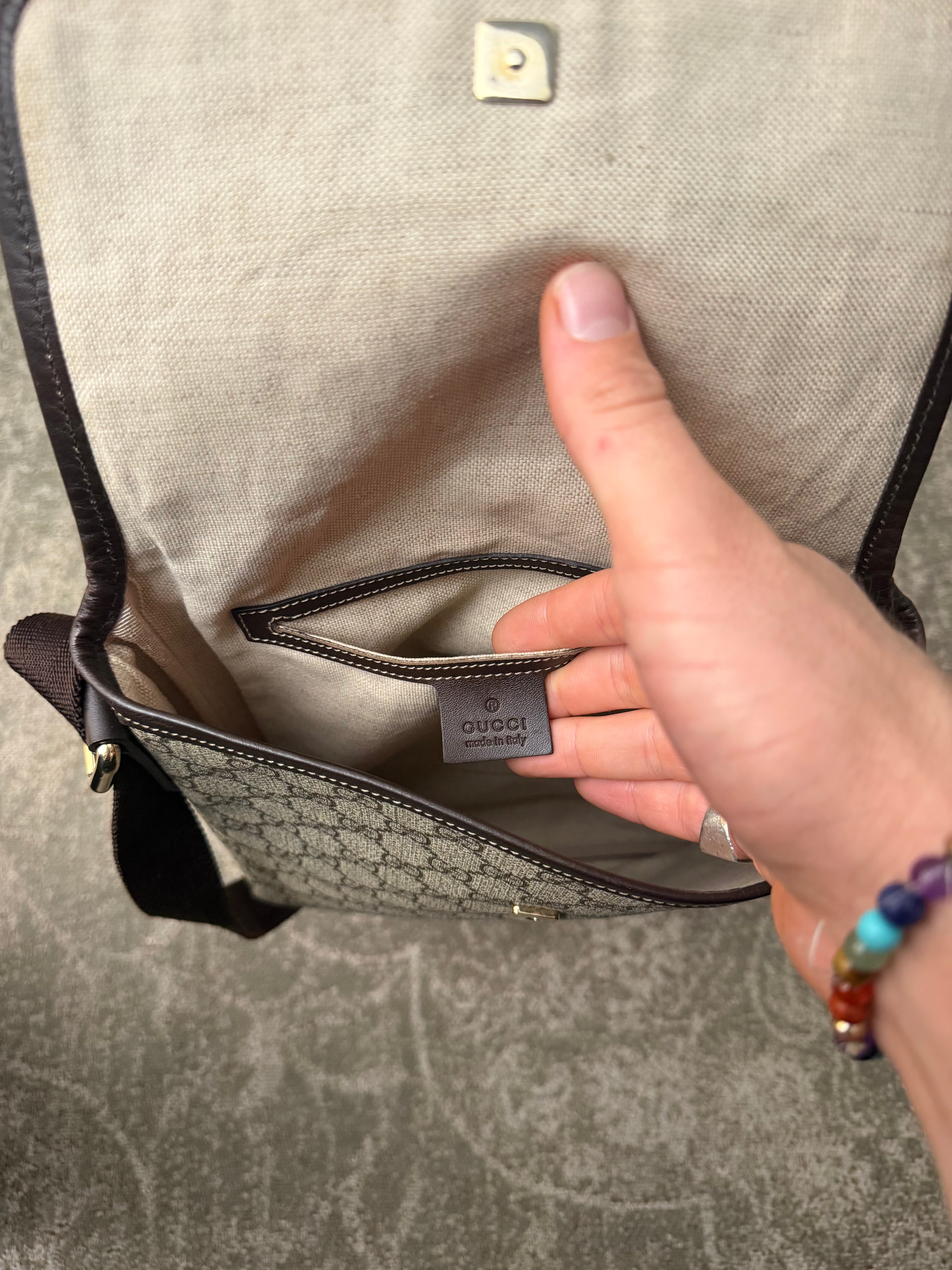 Gucci GG Supreme Coated Canvas Small Flap Messenger Bag OG