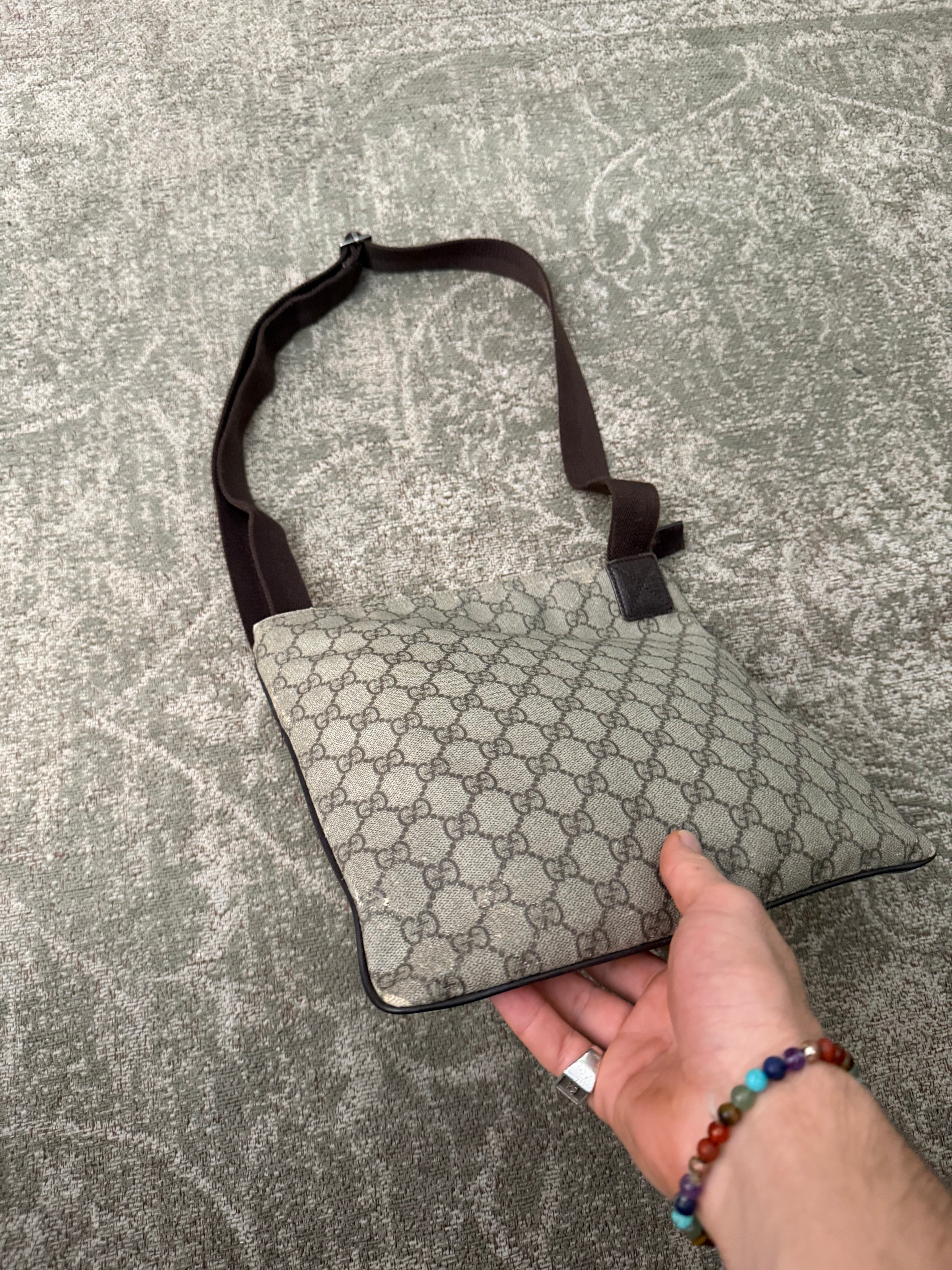 Gucci GG Supreme Coated Canvas Small Flap Messenger Bag OG
