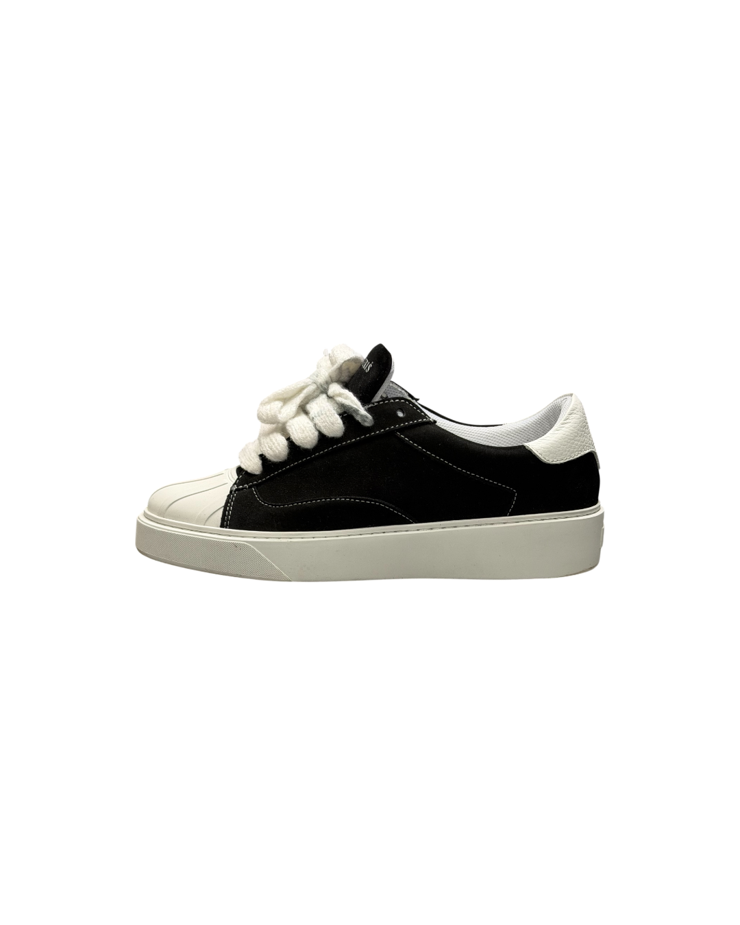 Numeris Eclipse Low Top Trainer Black