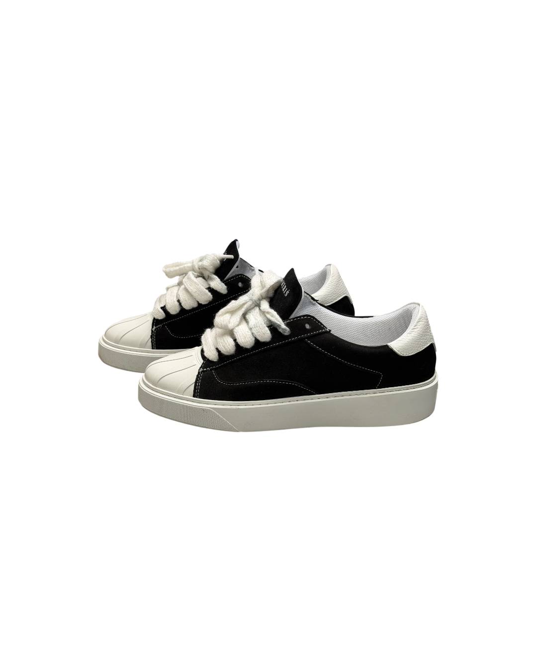 Numeris Eclipse Low Top Trainer Black