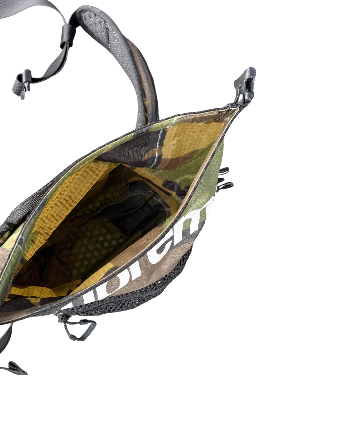 Supreme x The North Face Waterproof Waist Bag Woodland Camo SS17